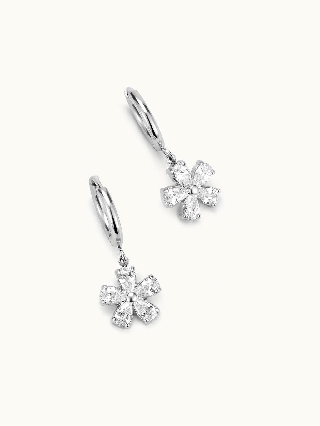 Five Flower Petal Dangle Ohrringe