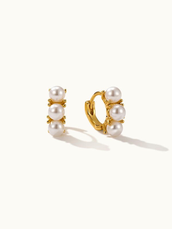Button Pearl Hoop Ohrringe