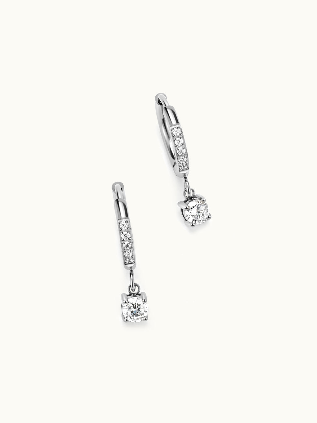 Round Pave Zirkonia Drop Ohrringe
