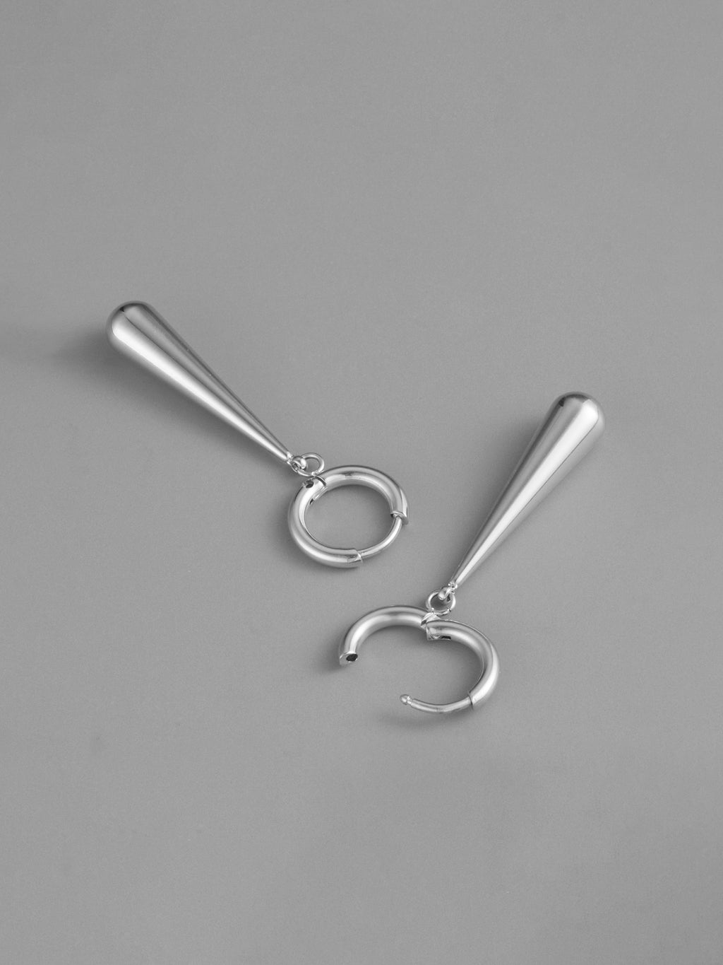 Long Teardrop Hoop  Ohrringe