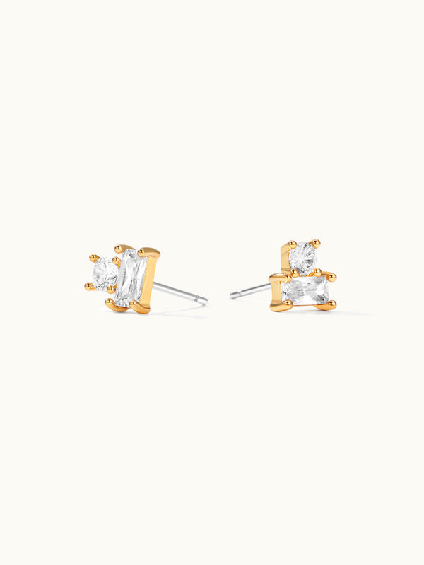 Two Dot Zirkonia Stud Cut Ohrringe
